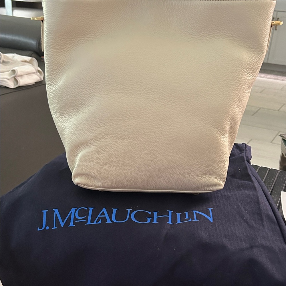 J. McLaughlin Elegant Cream‎ Shoulder Bag
